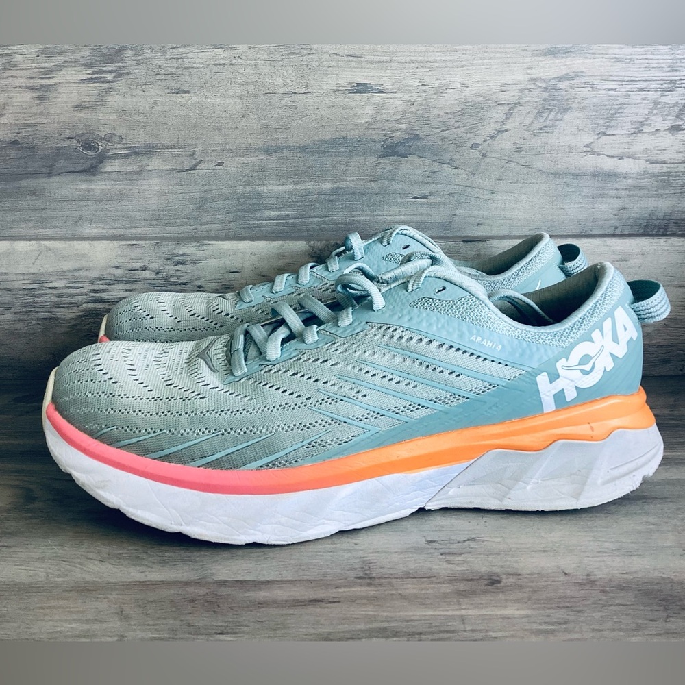 Hoka One One Arahi 4 Running Sneakers Women’s Size 9.5 Athletic Performance Euc